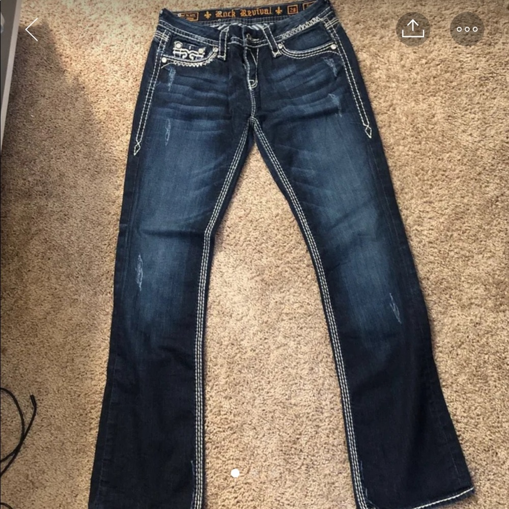 Buckle jeans